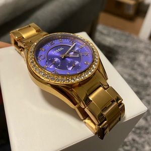 Fossil gold watch